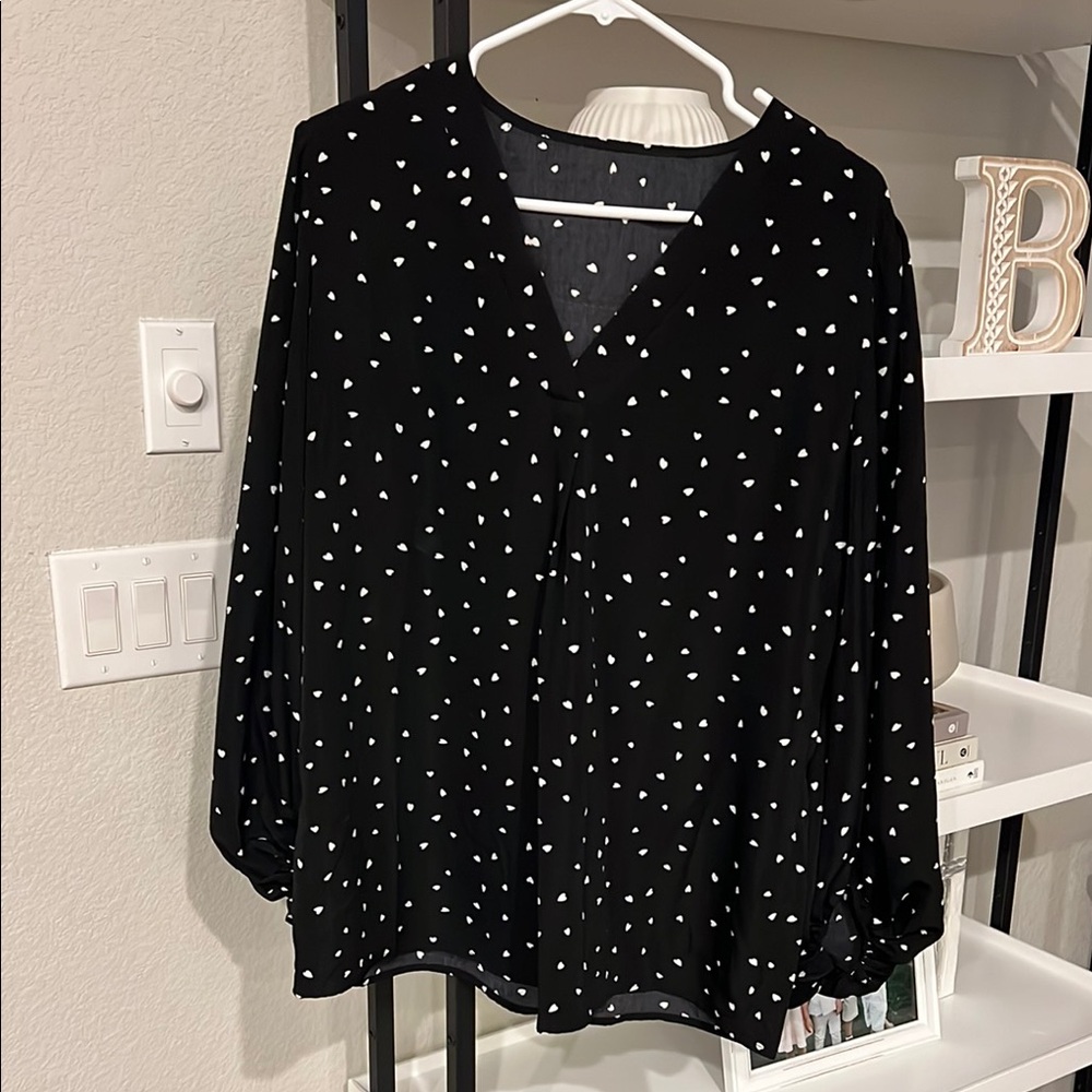 Black Heart Print Women's Top